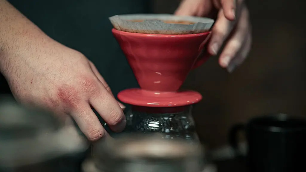 ماكينة إسبريسو أوتوماتيكية أم يدوية: أيهما تختار؟
