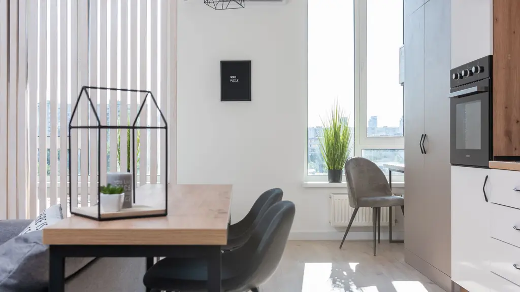 Why Does an Air Purifier Smell? Causes and How to Fix It