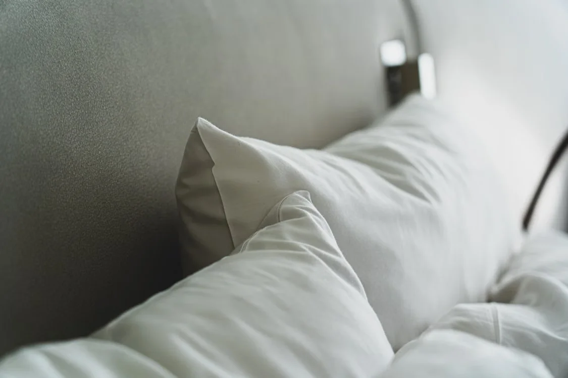 Pillow Buying Guide: Shape, Size and Everyday Care